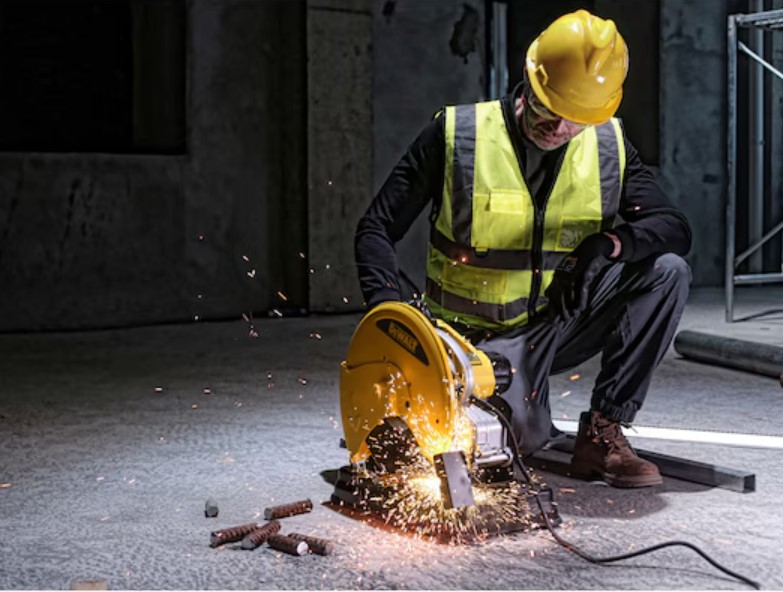 2300W Chopsaw 14" Dewalt D28730-IN